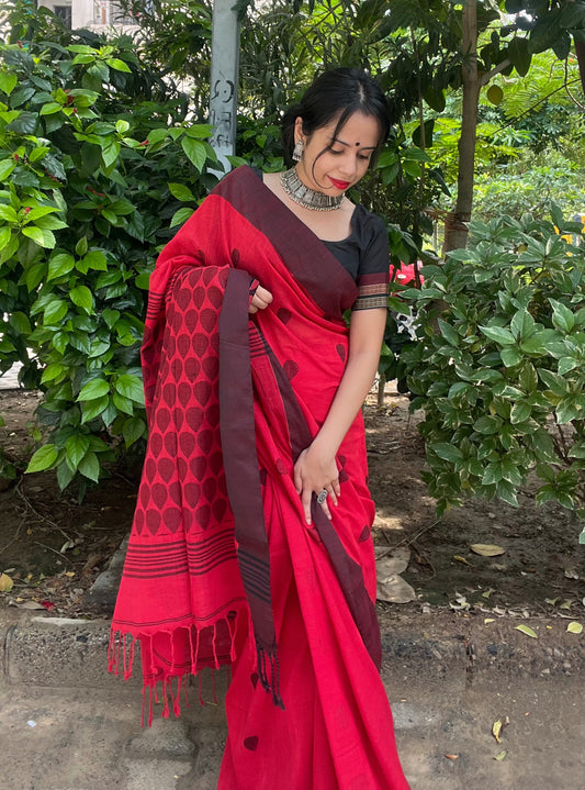 GAURI - Red Khadi Cotton Jamdani Saree
