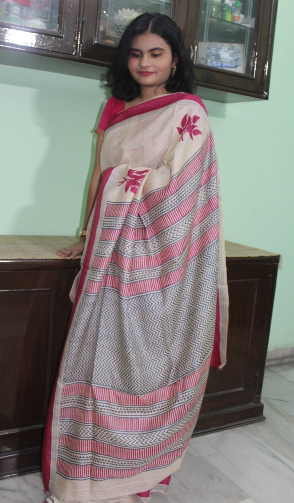 Off White Tussar Silk Saree - Magenta & Grey