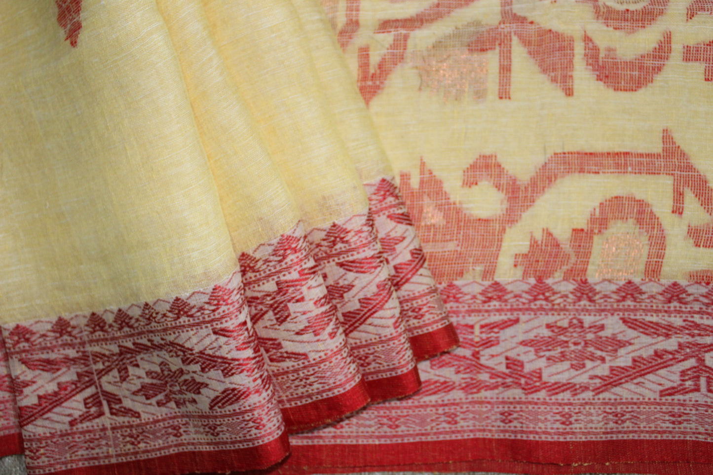 GIRIJA - Light Yellow Pure Linen Jamdani Saree