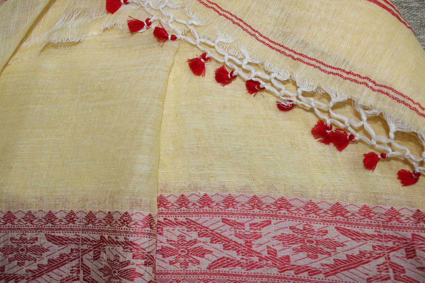 GIRIJA - Light Yellow Pure Linen Jamdani Saree