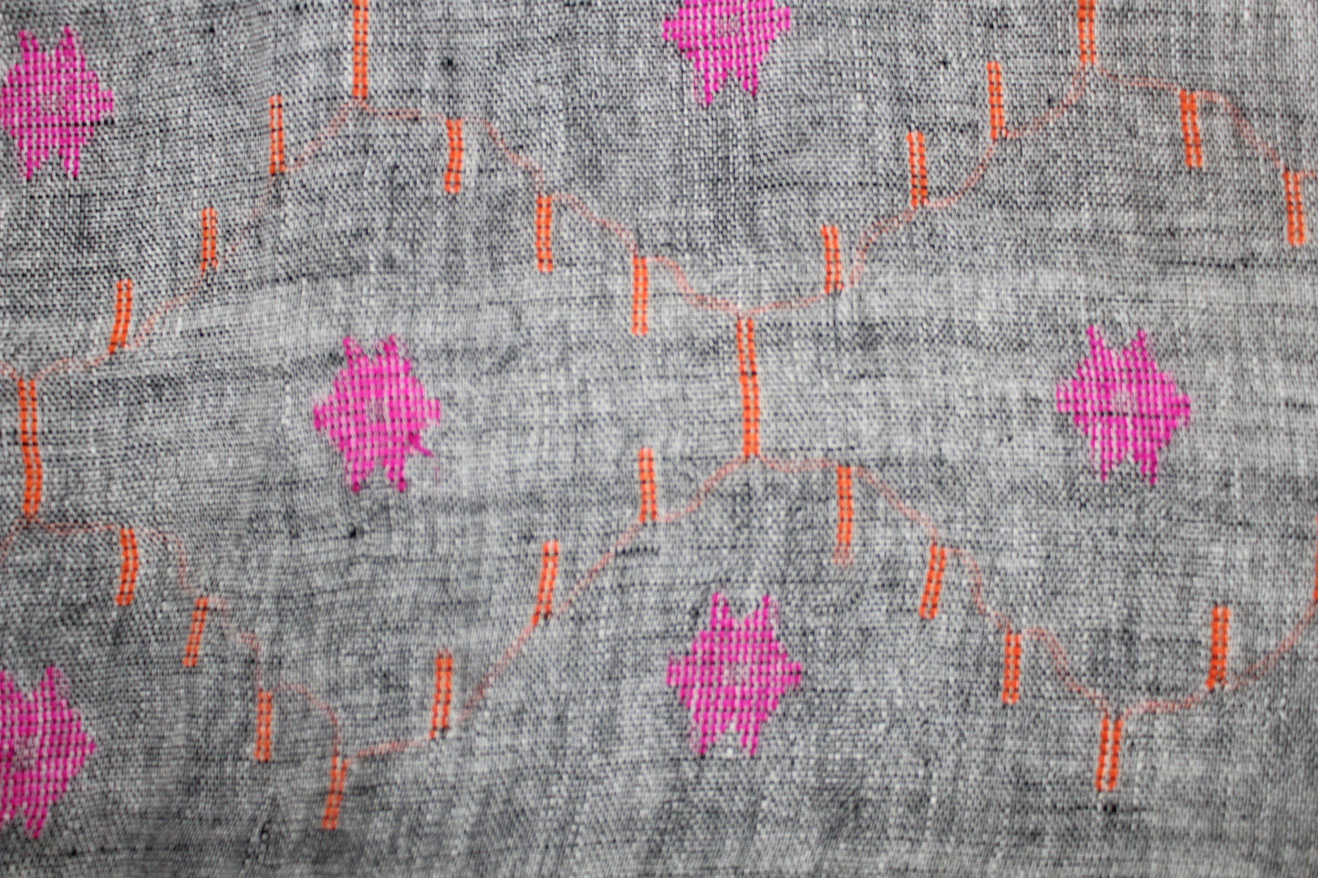 SITARA - Grey Pure Linen Jamdani Saree