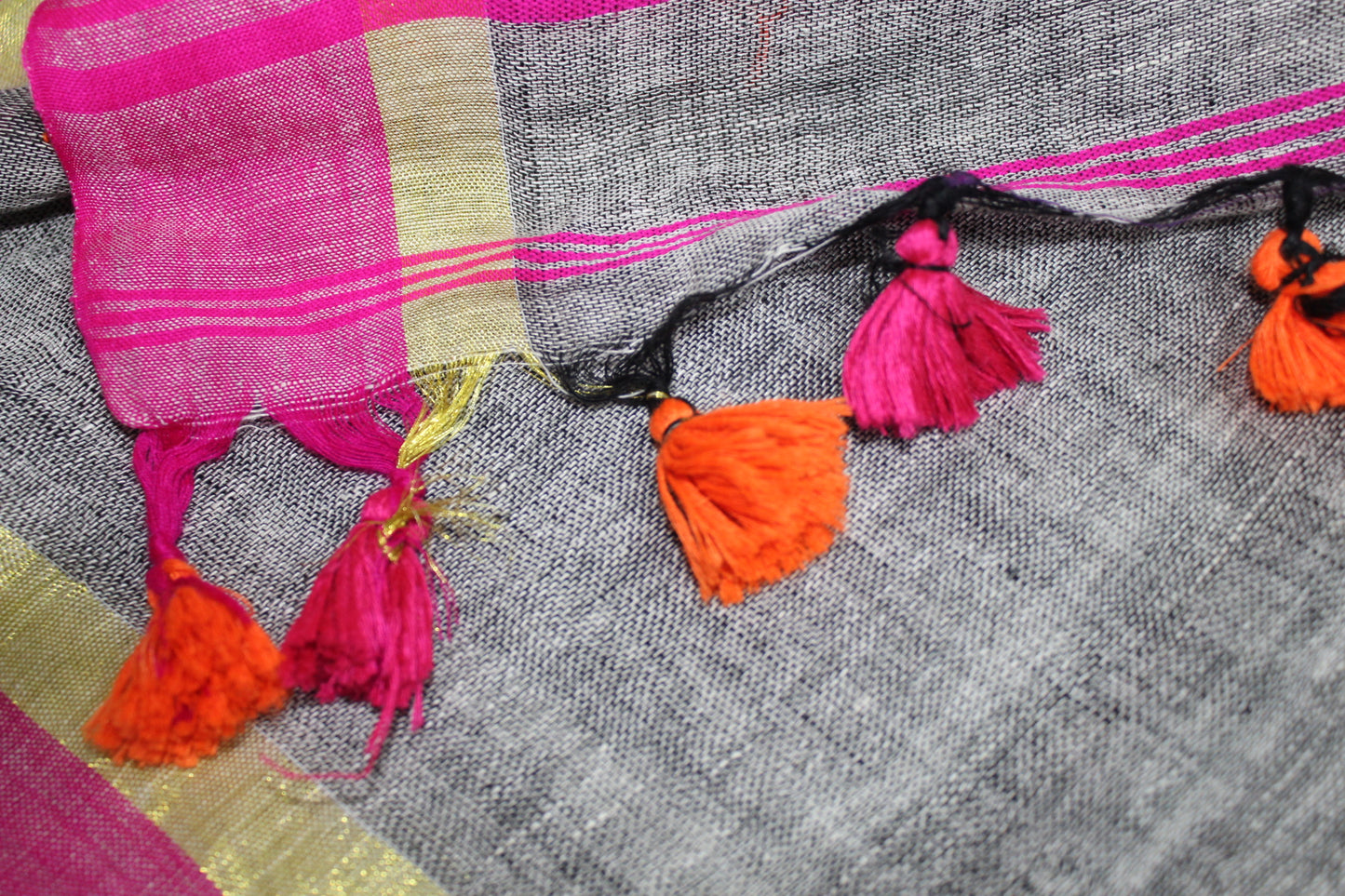 SITARA - Grey Pure Linen Jamdani Saree