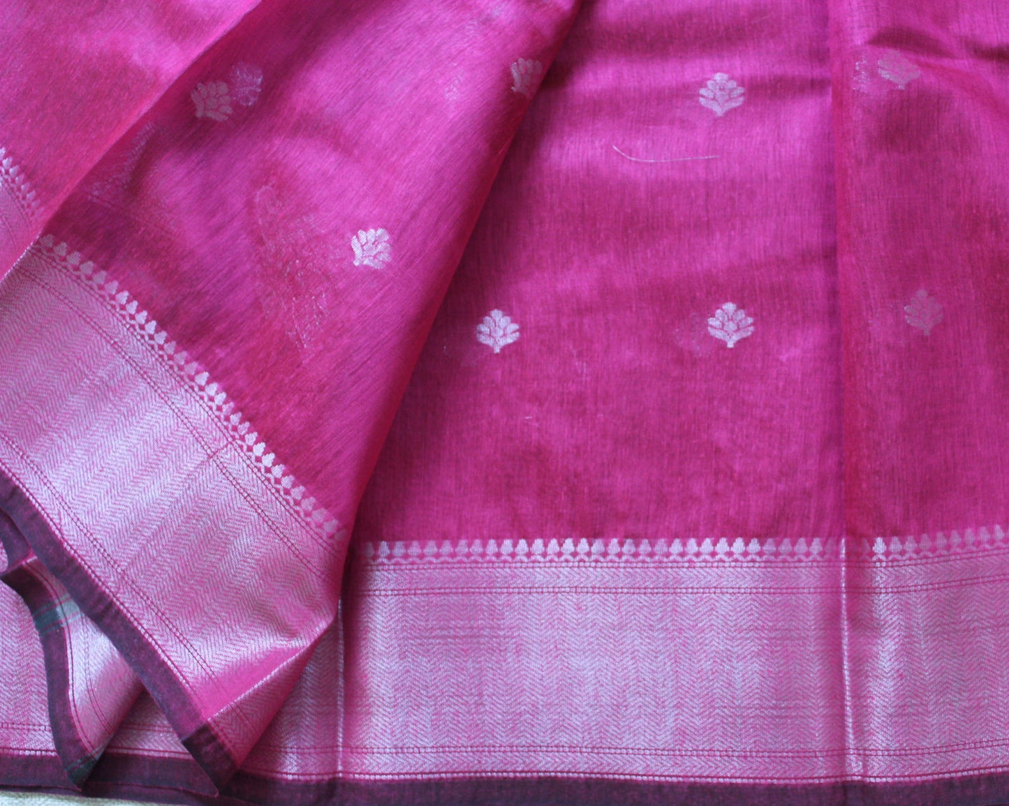 Magenta Jacquard Cotton Silk Saree