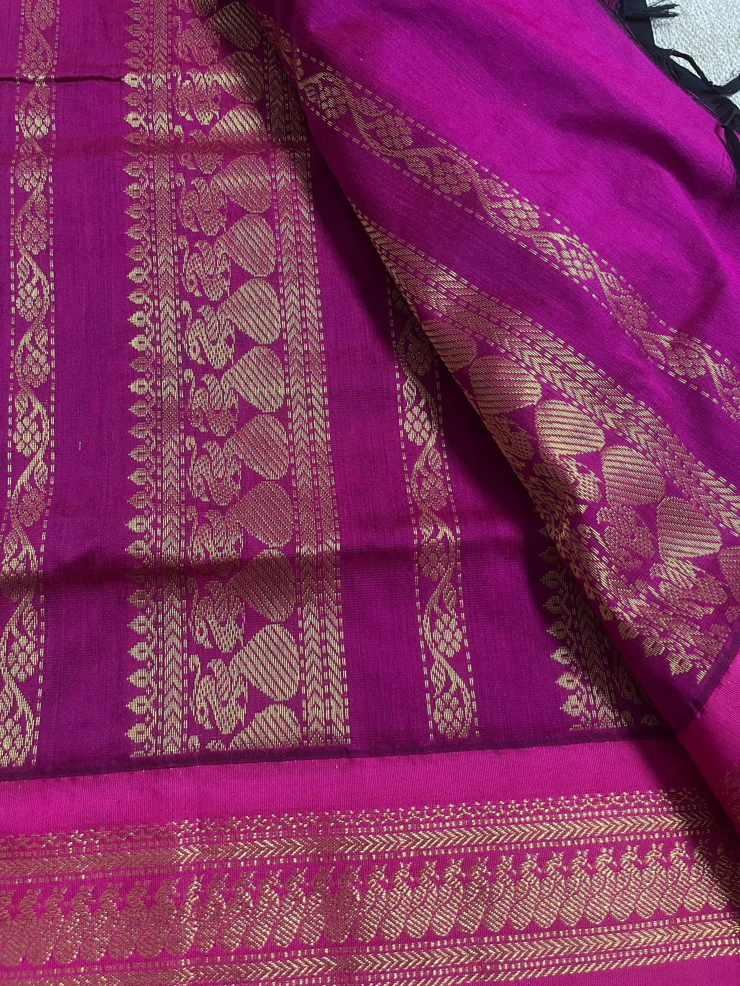 KALYANI - Black and Magenta Pure Cotton Saree