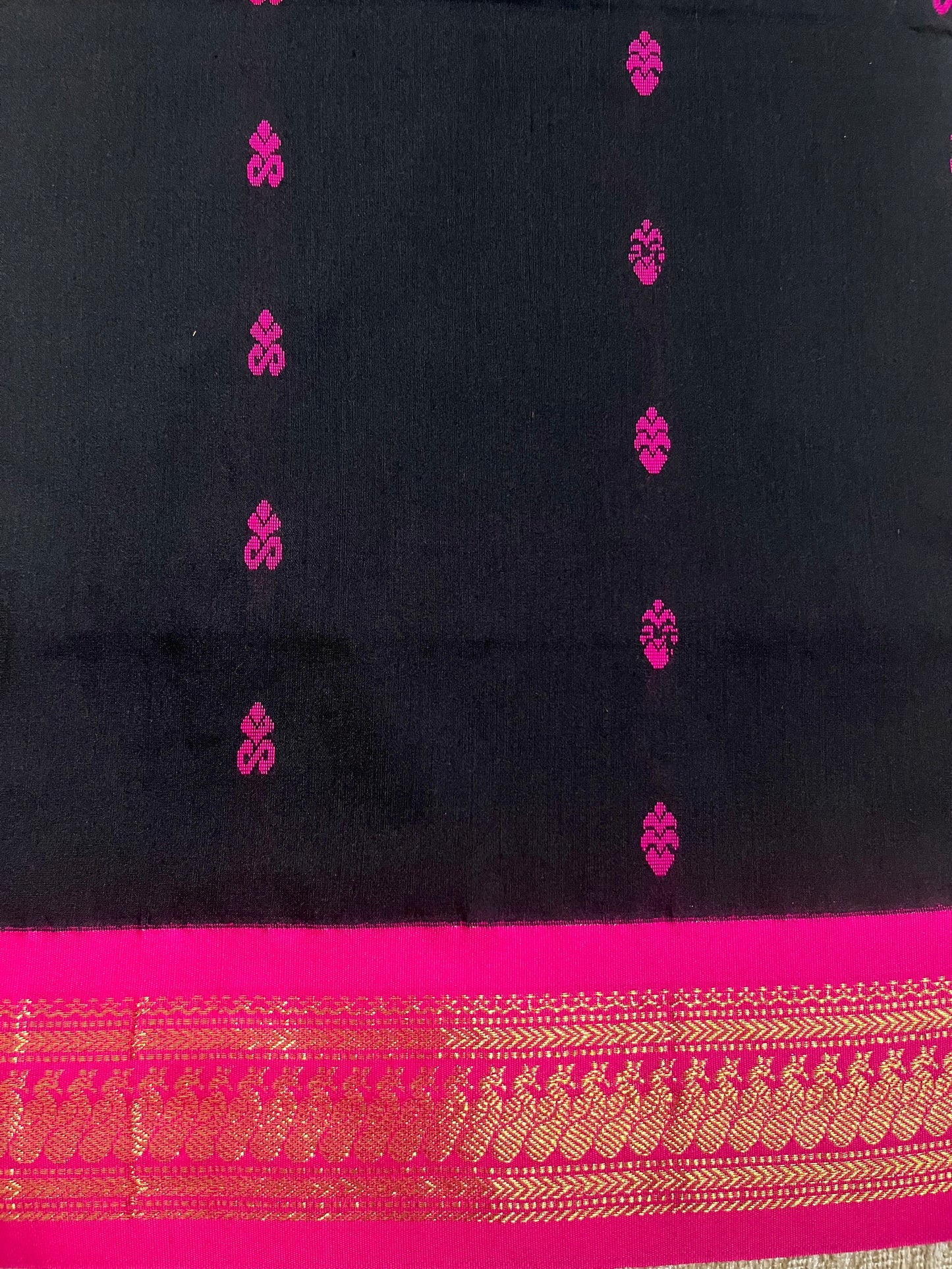 KALYANI - Black and Magenta Pure Cotton Saree